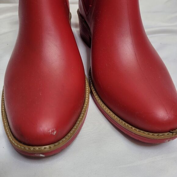 BERNARDO haute red rubber Paxton lace up ankle rain booties‎ boots 10 - Picture 4 of 13